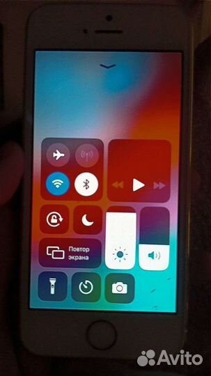 Телефон iPhone 5s