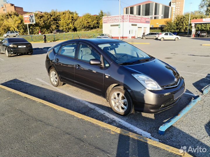 Toyota Prius 1.5 CVT, 2008, 375 000 км