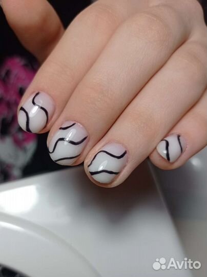 Мастер маникюра