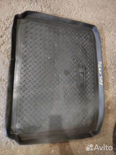 Коврик багажника Peugeot308