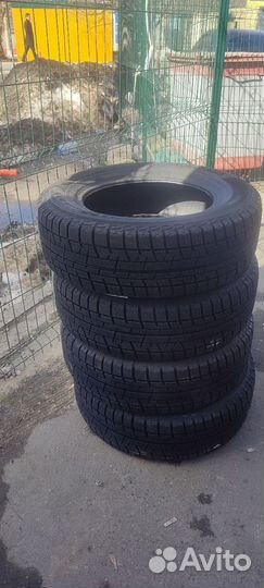 Yokohama Ice Guard IG50+ 215/65 R16 98Q