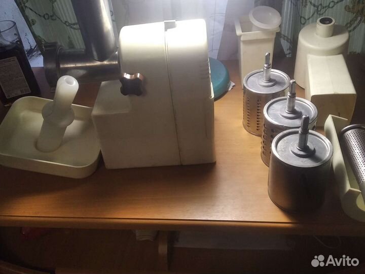 Электро мясорубка бу