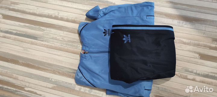 Спортивный костюм