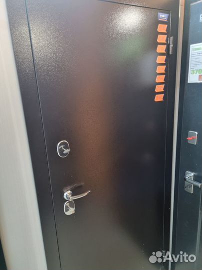 Дверь входная с терморазрывом