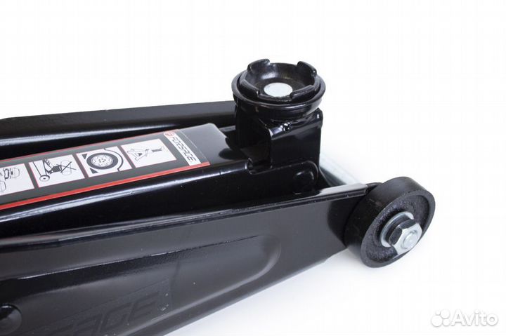 Домкрат подкатной гидравлический 3 т (h min 135мм