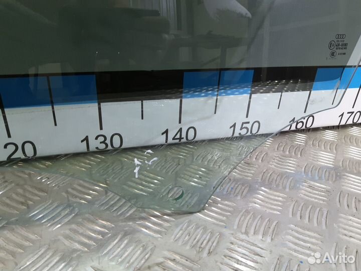 Б/У Стекло двери передней левой