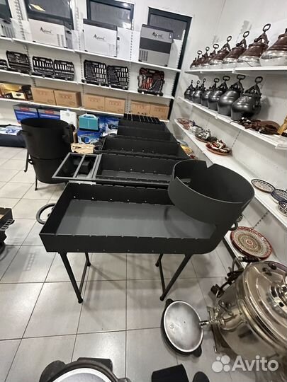 Мангал с подказанником