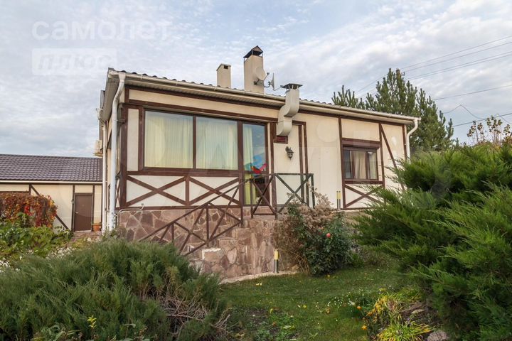 Дом 372,4 м² на участке 14 сот.