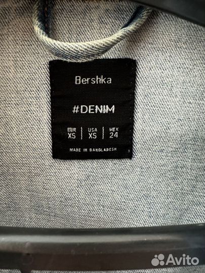 Джинсовая куртка Bershka женская