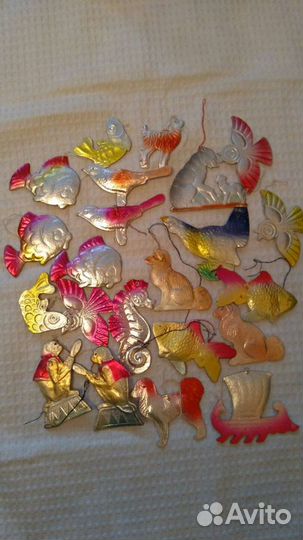 Елочные игрушки,Бусы и другое