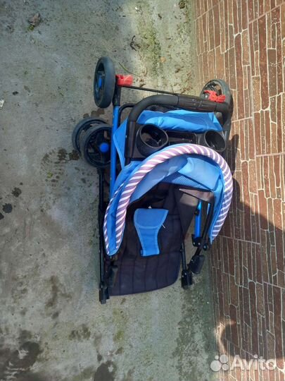 Прогулочная коляска