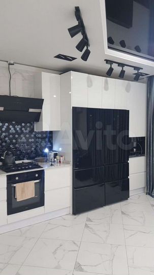 Дом 205 м² на участке 2 сот.