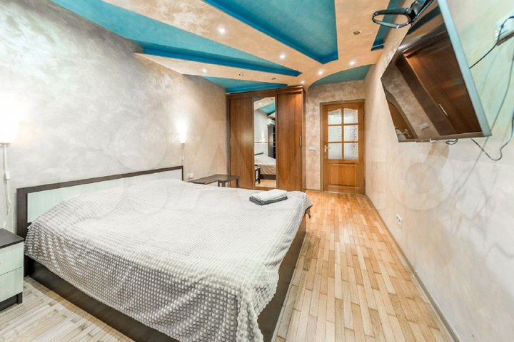 2-к. квартира, 52 м², 1/5 эт.