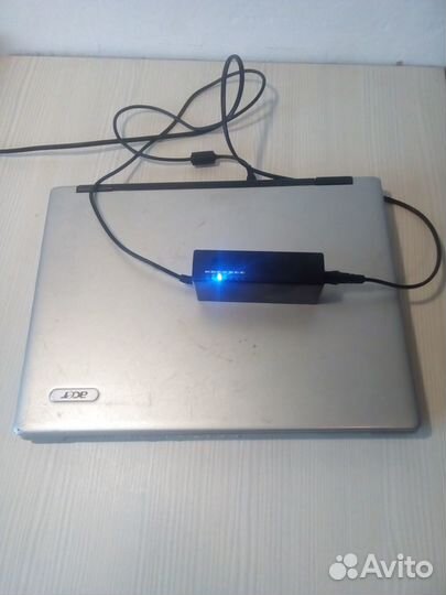 Ноутбук aser aspire 5100 + универсальная зарядка