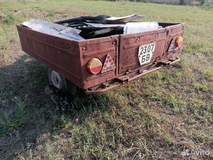 Продам прицеп б/у. Старого образца с крыльями внут