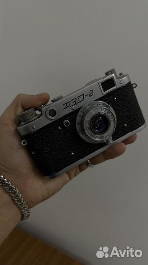 Плёночный фотоаппарат ретро