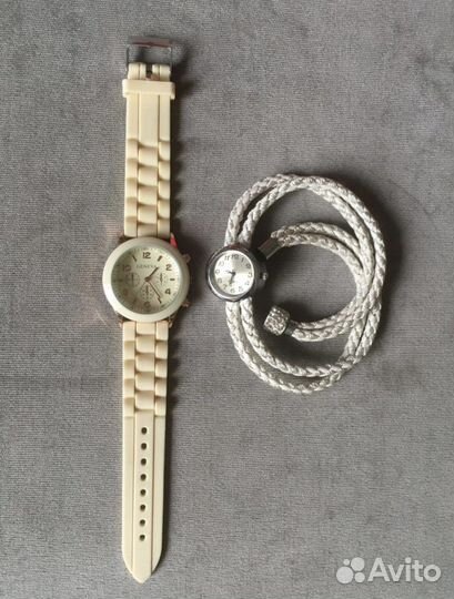 Часы и плойка для волос