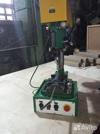 Настольный сверлильный станок 2М112