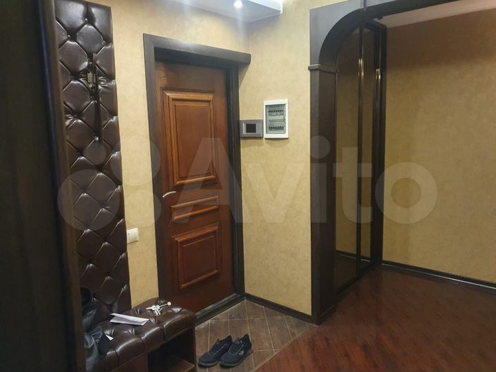 4-к. квартира, 123 м², 7/9 эт.