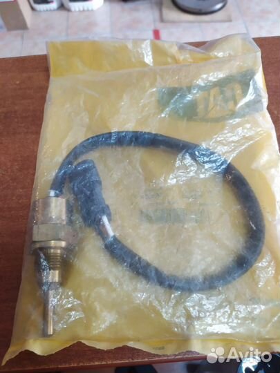 Датчик темп-ры топлива и антифриза CAT 1022240