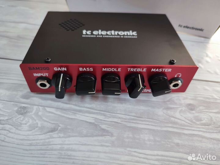 Усилитель для бас гитары Tc Electronic BAM200
