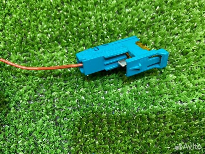 Предохранитель Mercedes-Benz B-Class T246 270.910