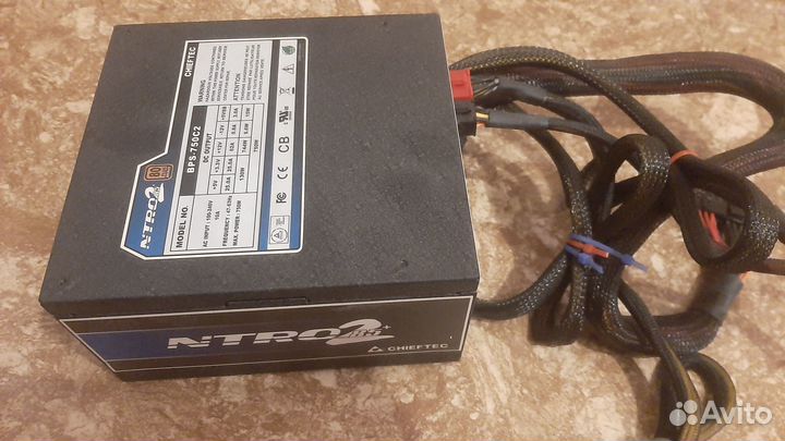 Блок питание на 750w