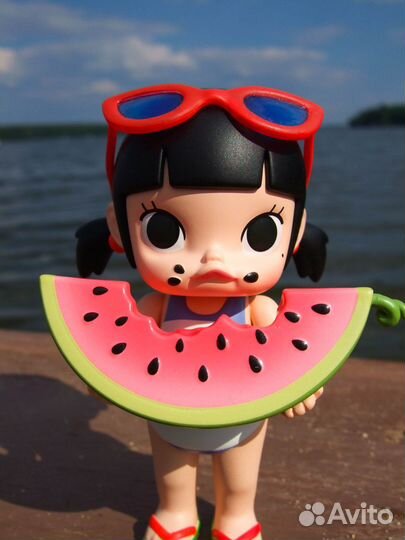 Фигурка POP mart Molly Молли арбуз