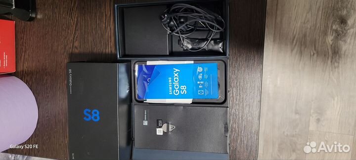 Samsung Galaxy S8, 4/64 ГБ