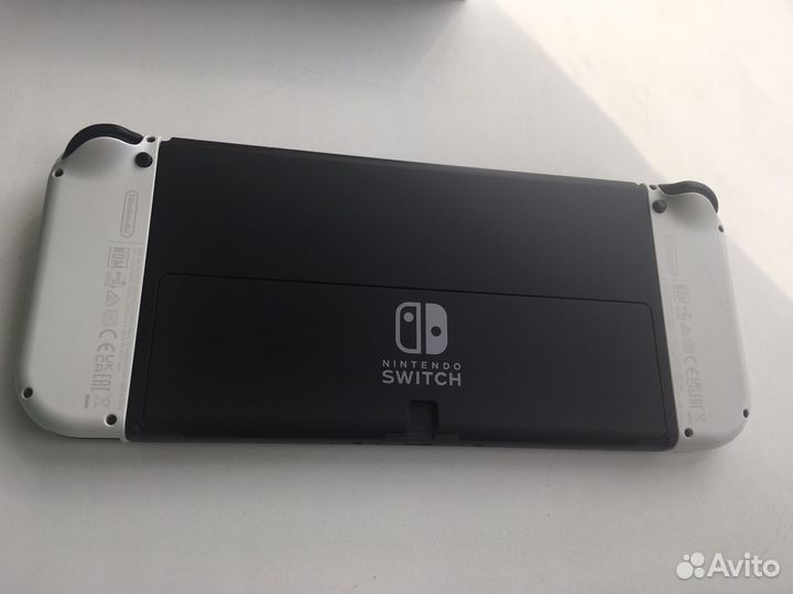 Nintendo Switch oled / прошитый / идеал / комплект