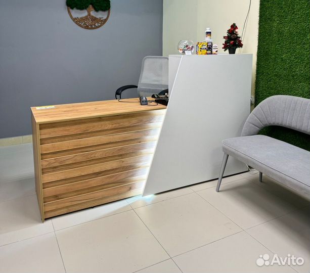 Ресепшен для Маникюрного Салона