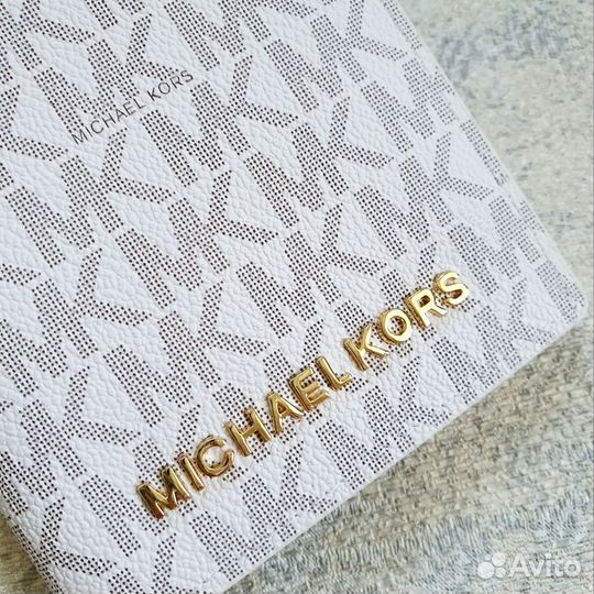 Обложка на паспорт Michael Kors