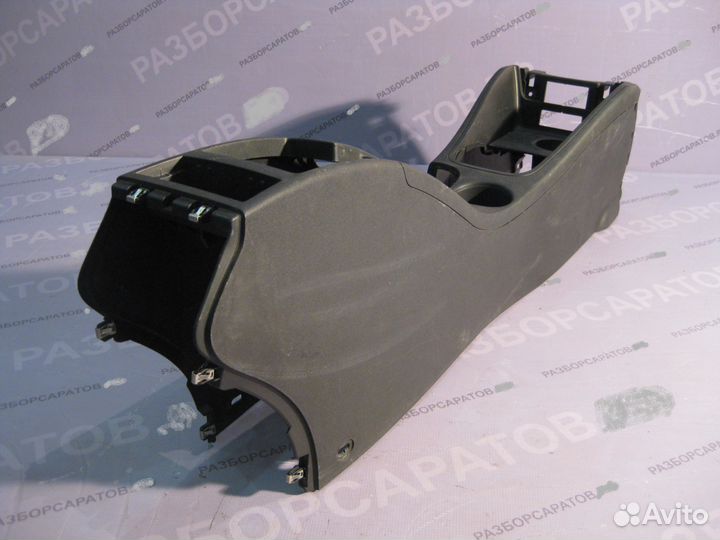 Консоль напольная Рено Флюенс (Меган 3)