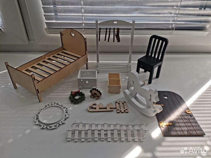 Миниатюрная деревянная мебель для кукол и игрушек