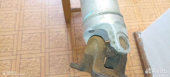 Задний карданный вал