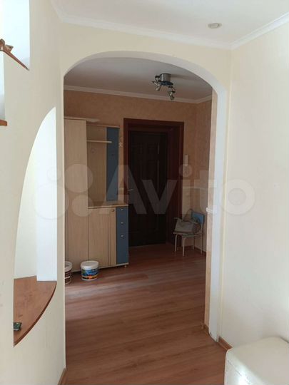 2-к. квартира, 52 м², 2/5 эт.