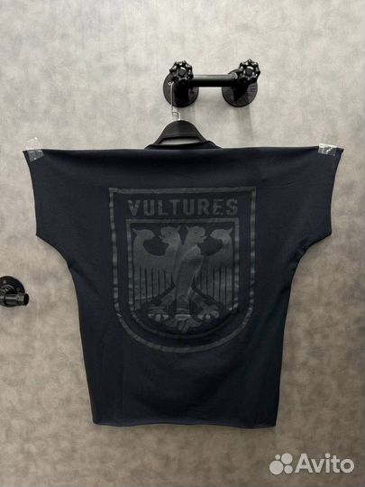 Yeezy vultures футболка черная