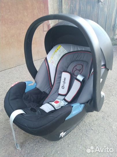 Детское кресло Cybex Aton