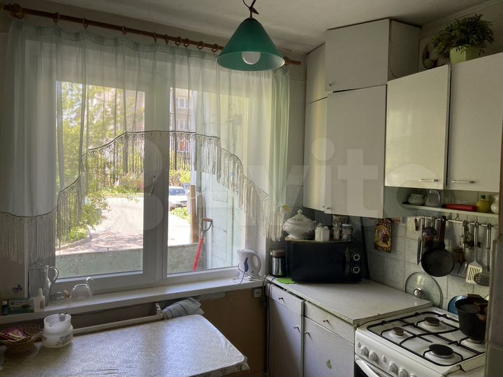 2-к. квартира, 64 м², 1/9 эт.