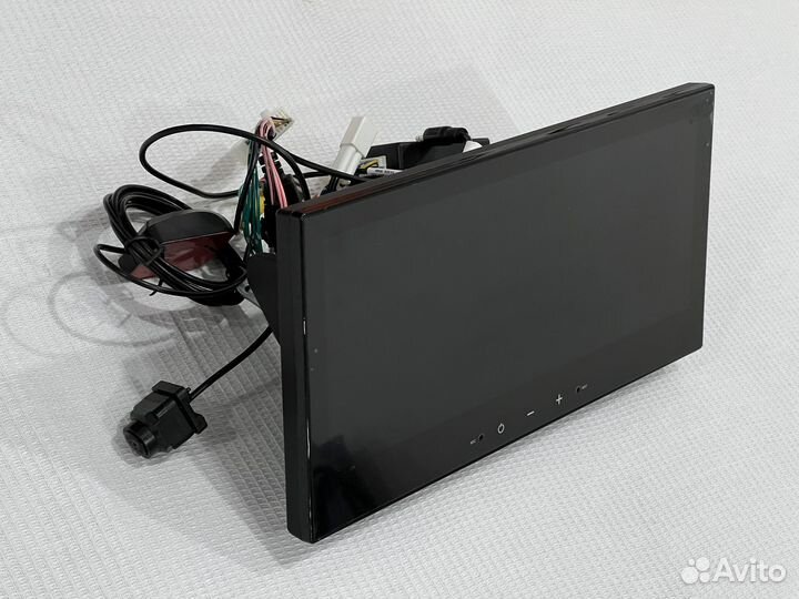 Магнитола для Toyota Camry XV80