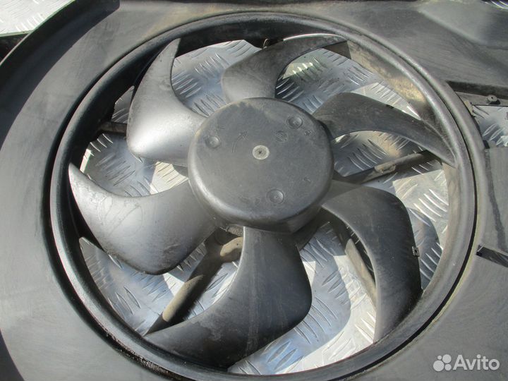 Вентилятор радиатора Renault Laguna 2 2002г 1.9 D