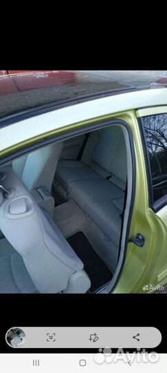 Капот на мерседес