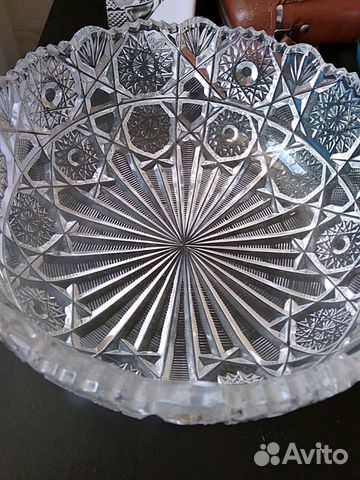 Хрустальная ваза