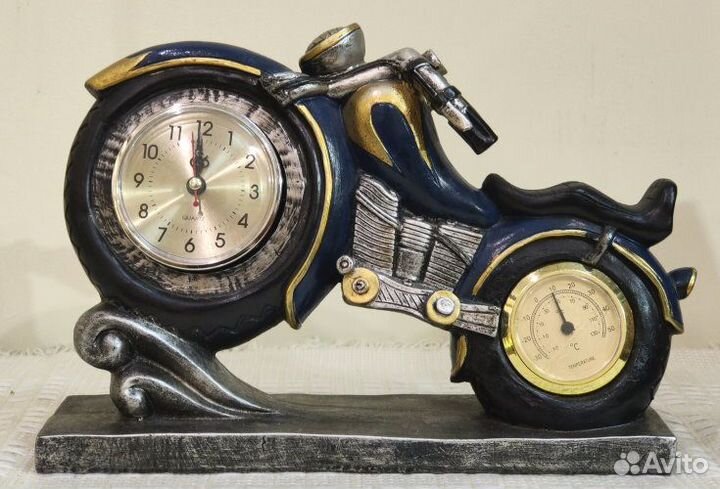 Часы мотоцикл с термометром