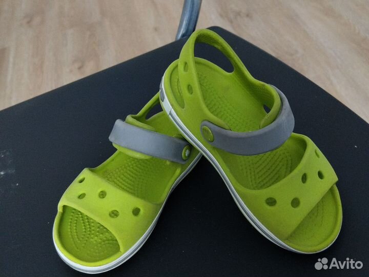 Сандалии crocs c9