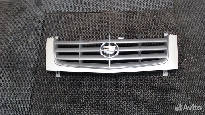 Решетка радиатора Cadillac Escalade 2, 2005