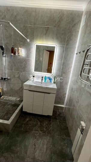 2-к. квартира, 73,4 м², 9/9 эт.