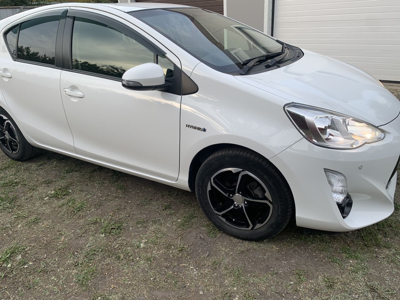 Toyota Aqua: фото владельца