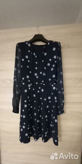 Платье женское 40 размера