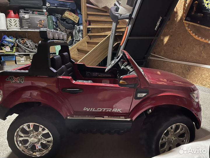 Электромобиль